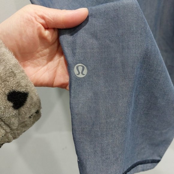 Lululemon Om Commuter Denim Blue Cropped Swift Ultra Light Pant - Picture 6 of 7